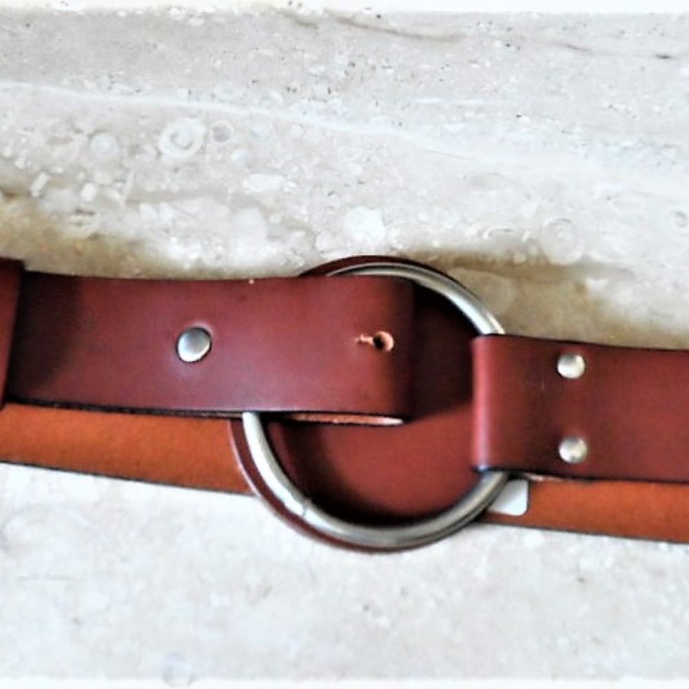 DIBARI LEATHER BELT  NWT